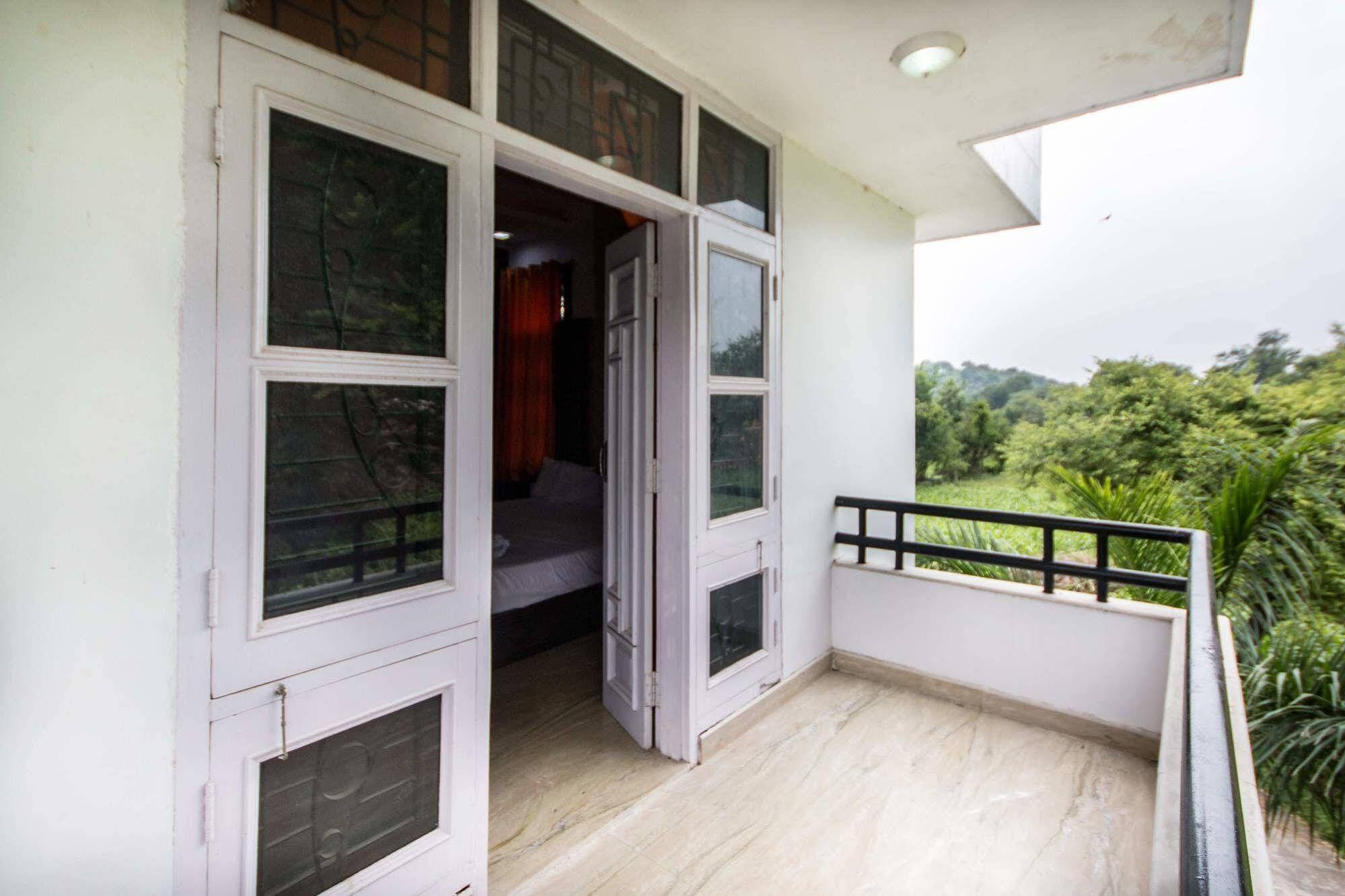 Backpacker Panda Lake Fateh Sagar Udaipur Eksteriør billede